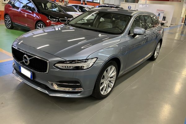 028 Volvo V90 phev