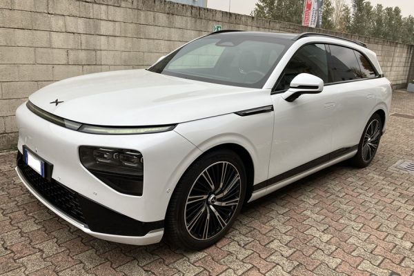 023 Xpeng G9