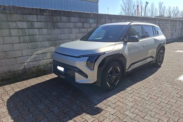 007 Kia Ev3